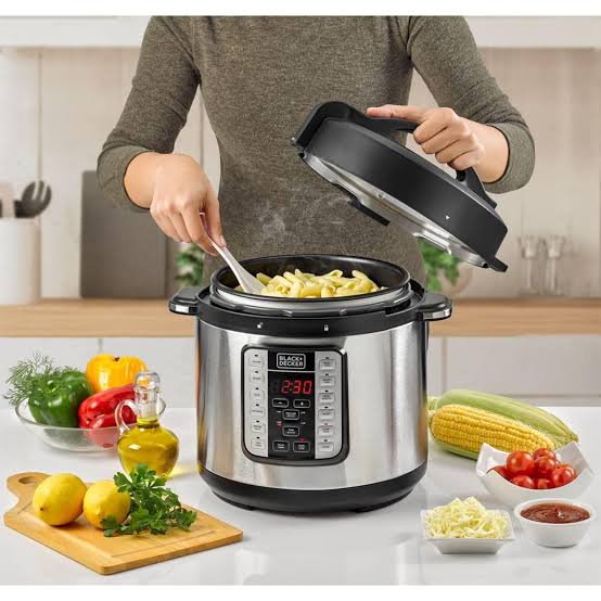 Black and Decker Electric Pressure Cooker PCP1000-B5
